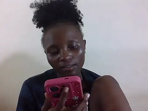 SexyNeedle22 online show from 06/27/26, 06:46
