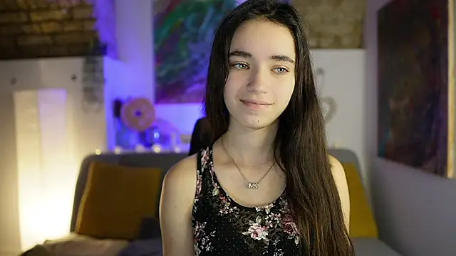 Gia Paige18 online show from 12/17/24, 09:39