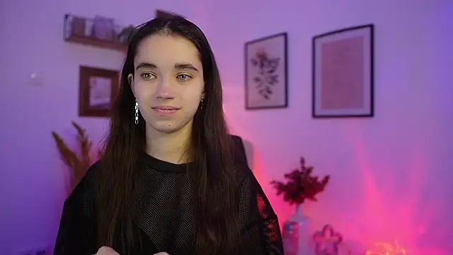 Gia Paige18 online show from 11/21/25, 02:05