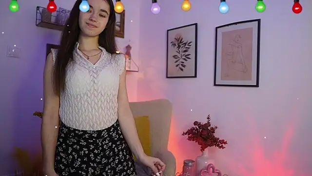 Gia Paige18 online show from 12/15/25, 01:59