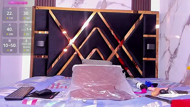 Snapshot of sweetebonny1 chatting on 12/06/24, 01:00 sweetebonny1 online show from 12/06/24, 01:00