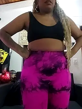 ELLA KELLY online show from 10/23/25, 12:04