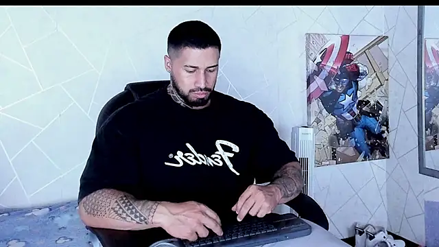 Cristian Walker online show from 12/19/25, 11:39