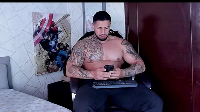 Snapshot of Cristian_Walker chatting on 05/26/26, 12:23 Cristian Walker online show from 05/26/26, 12:23
