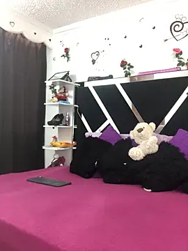 1lovelygirls online show from 11/04/25, 12:04