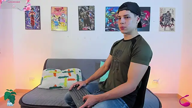 jonathanjoestar  online show from 11/23/25, 08:19