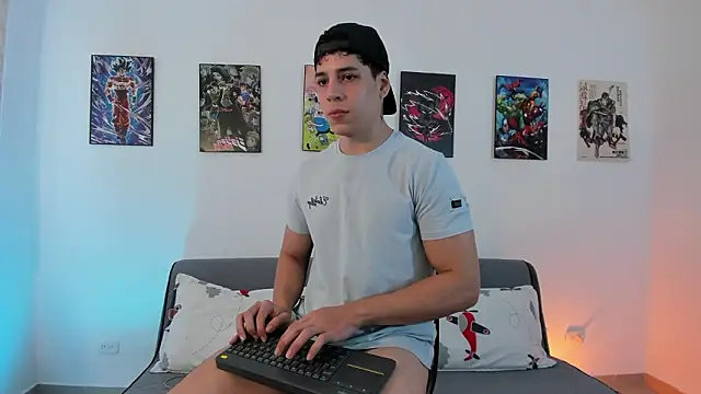 Snapshot of jonathanjoestar_ chatting on 02/14/26, 09:00 jonathanjoestar online show from 02/14/26, 09:00