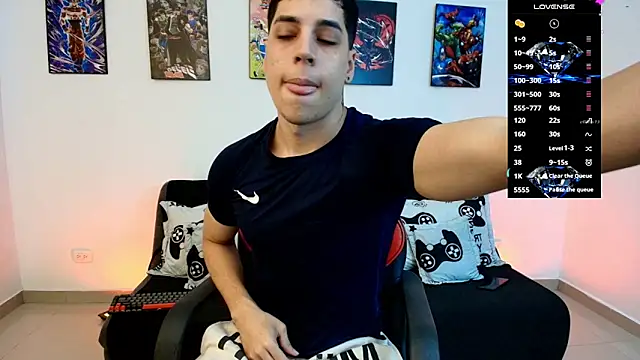 jonathanjoestar  online show from 05/31/26, 10:22