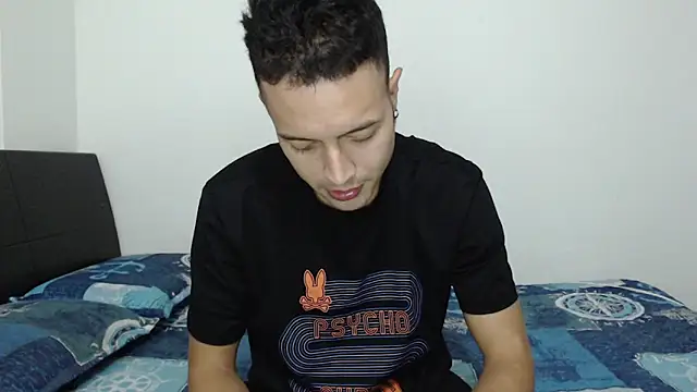 Snapshot of dimitriquiet05 chatting on 12/05/24, 03:15 dimitriquiet05 online show from 12/05/24, 03:15