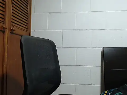 Snapshot of dimitriquiet05 chatting on 02/01/26, 05:50 dimitriquiet05 online show from 02/01/26, 05:50