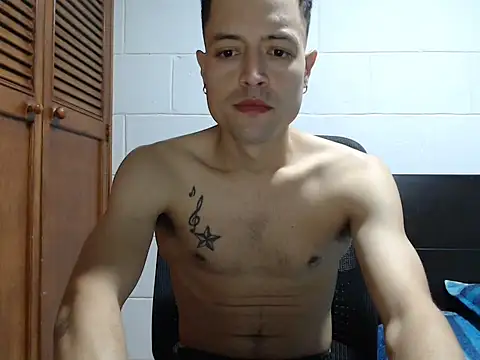 Snapshot of dimitriquiet05 chatting on 02/06/26, 09:01 dimitriquiet05 online show from 02/06/26, 09:01