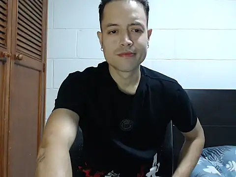 Snapshot of dimitriquiet05 chatting on 02/28/26, 09:27 dimitriquiet05 online show from 02/28/26, 09:27