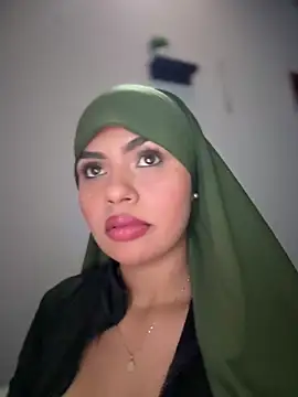 lalilamassu1 online show from 02/28/26, 10:11