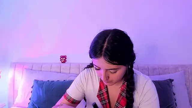 Kathia Morelli online show from 02/15/25, 11:50