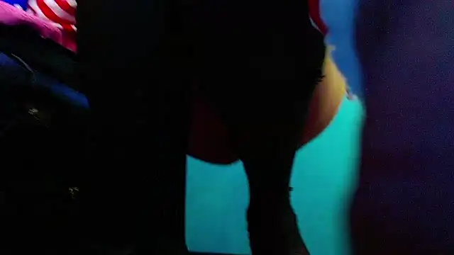 kuromi69 online show from 12/24/24, 05:27