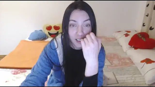 Snapshot of CuteJollie4U chatting on 03/12/26, 04:46 CuteJollie4U online show from 03/12/26, 04:46