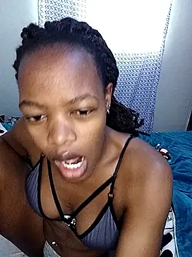 Snapshot of Sweatie_babies chatting on 01/09/26, 09:12 Sweatie babies online show from 01/09/26, 09:12