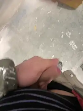 Snapshot of dimitriei chatting on 01/10/25, 07:35 dimitriei online show from 01/10/25, 07:35