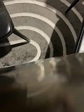 Snapshot of dimitriei chatting on 10/27/25, 06:06 dimitriei online show from 10/27/25, 06:06