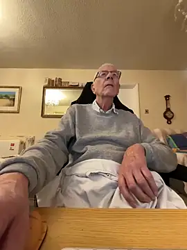 cutaboverest online show from 12/16/25, 04:12