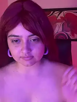 Stephania 18 online show from 12/11/24, 04:18