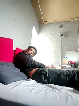 Snapshot of Tigermanboy chatting on 03/03/25, 09:33 Tigermanboy online show from 03/03/25, 09:33