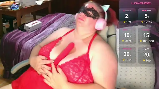 Snapshot of BBW-Ginger chatting on 07/28/26, 11:28 BBW-Ginger online show from 07/28/26, 11:28