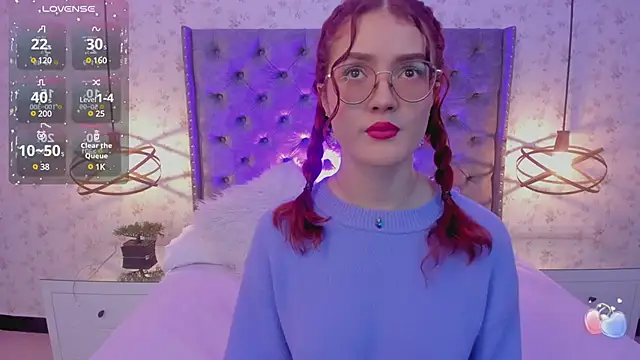 Snapshot of MiaWinx chatting on 02/11/25, 10:07 MiaWinx online show from 02/11/25, 10:07