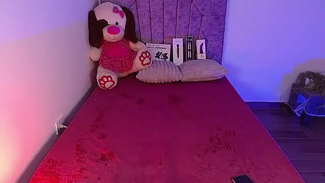 Snapshot of fluffy_peit16 chatting on 11/28/25, 12:35 fluffy peit16 online show from 11/28/25, 12:35