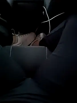 GatitaXD27 online show from 12/29/24, 07:28