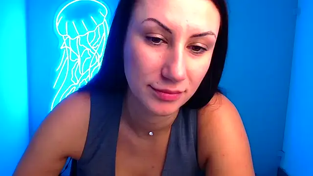 Loren Moa online show from 12/26/24, 10:26