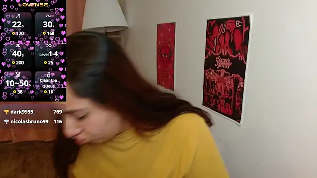 Snapshot of emitaa17228o chatting on 03/11/25, 12:33 emitaa17228o online show from 03/11/25, 12:33