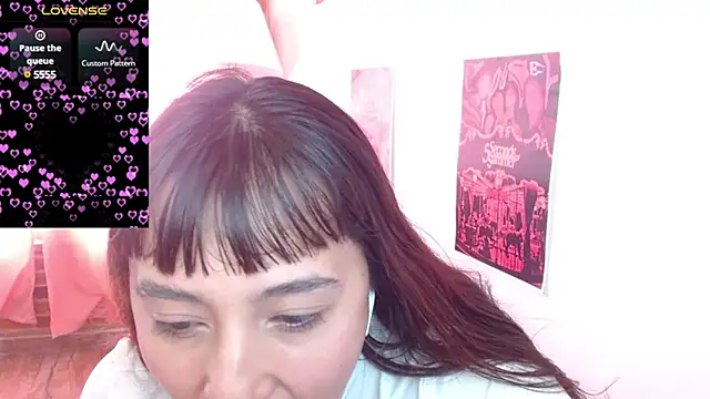 Snapshot of emitaa17228o chatting on 03/14/25, 07:01 emitaa17228o online show from 03/14/25, 07:01