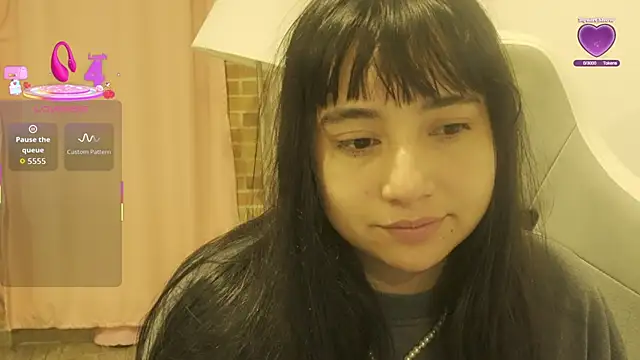 Snapshot of emitaa17228o chatting on 05/02/26, 02:27 emitaa17228o online show from 05/02/26, 02:27