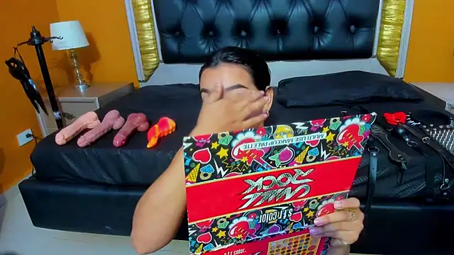 AniEvans  online show from 10/09/25, 11:08