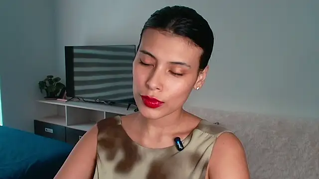 Snapshot of oxiris_1 chatting on 03/31/26, 05:24 oxiris 1 online show from 03/31/26, 05:24