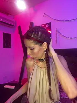 Little Naughtty online show from 05/01/26, 02:21