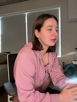 nerdynina online show from 03/09/25, 07:05