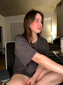 nerdynina online show from 11/24/25, 03:28