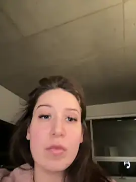 nerdynina online show from 12/21/25, 12:29