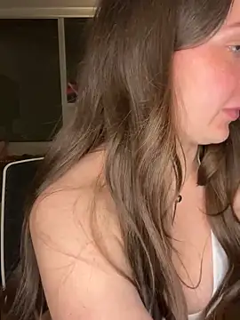 Snapshot of nerdynina chatting on 03/26/26, 12:06 nerdynina online show from 03/26/26, 12:06