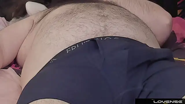 Snapshot of Dominant_BEAR chatting on 11/28/25, 08:22 Dominant BEAR online show from 11/28/25, 08:22