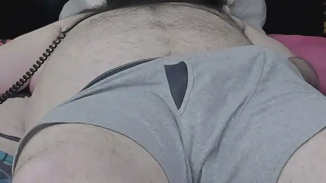 Snapshot of Dominant_BEAR chatting on 02/04/26, 07:47 Dominant BEAR online show from 02/04/26, 07:47