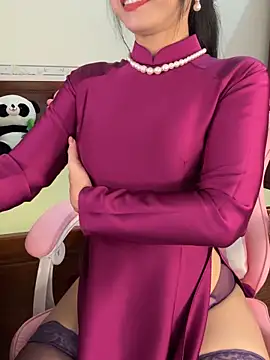    Erin    online show from 06/11/26, 02:59