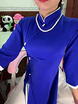    Erin    online show from 06/27/26, 02:12