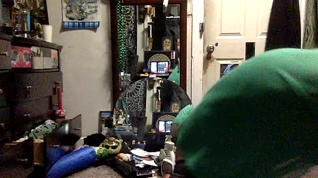 Snapshot of Robriguezxxx chatting on 03/31/26, 06:36 Robriguezxxx online show from 03/31/26, 06:36