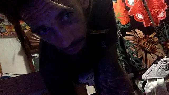 Snapshot of Robriguezxxx chatting on 05/28/26, 08:44 Robriguezxxx online show from 05/28/26, 08:44
