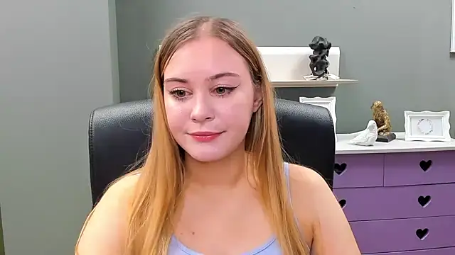 Snapshot of kitty_valeria chatting on 02/02/25, 07:41 kitty valeria online show from 02/02/25, 07:41