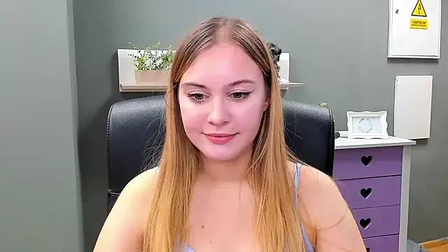 Snapshot of kitty_valeria chatting on 02/02/25, 05:48 kitty valeria online show from 02/02/25, 05:48