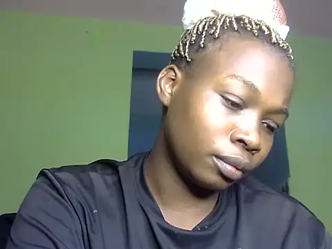Horny-pretty online show from 04/29/26, 01:48